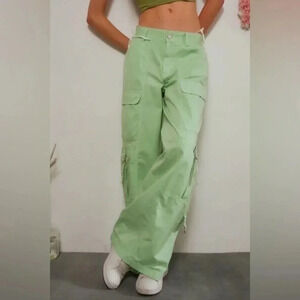 Urban Outfitters BDG Lime Green Wide Leg Cargo Pants Size Medium.